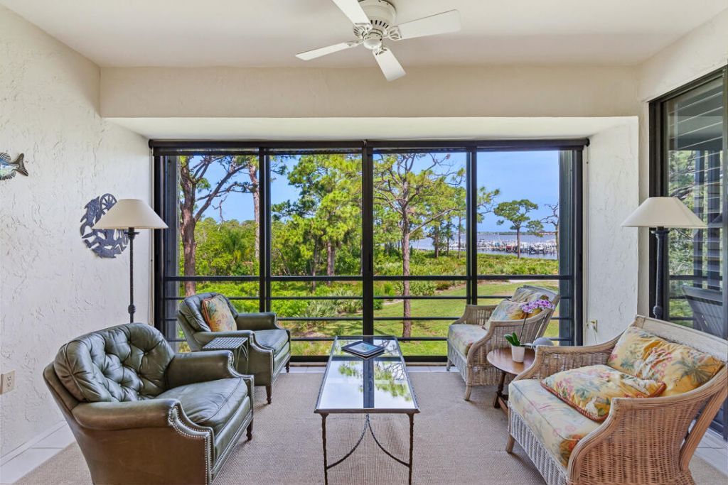 2516 NW Seagrass Drive, Unit 8b, Palm City, FL 34990 Photo