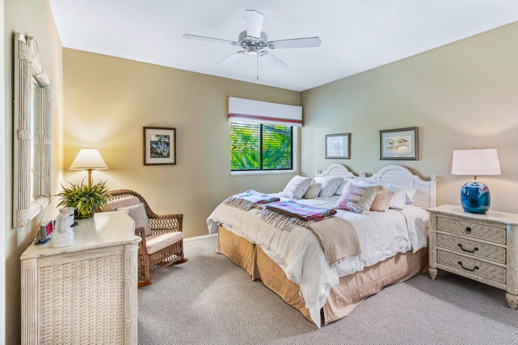 2516 NW Seagrass Drive, Unit 8b, Palm City, FL 34990 Photo
