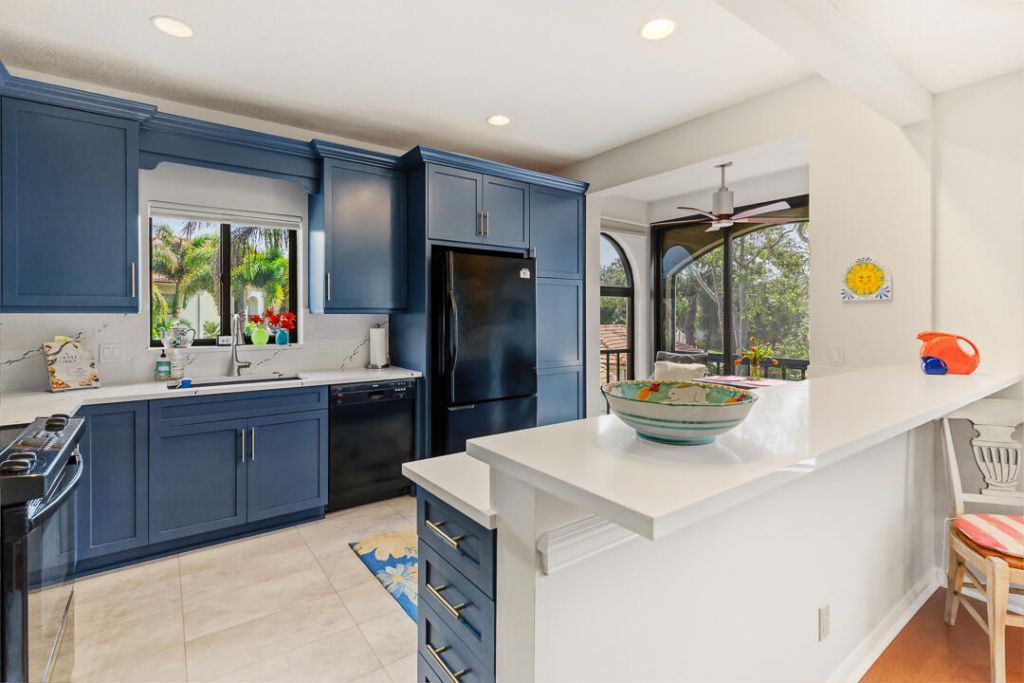 2516 NW Seagrass Drive, Unit 8b, Palm City, FL 34990 Photo