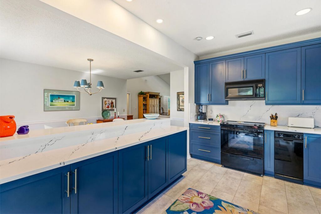 2516 NW Seagrass Drive, Unit 8b, Palm City, FL 34990 Photo
