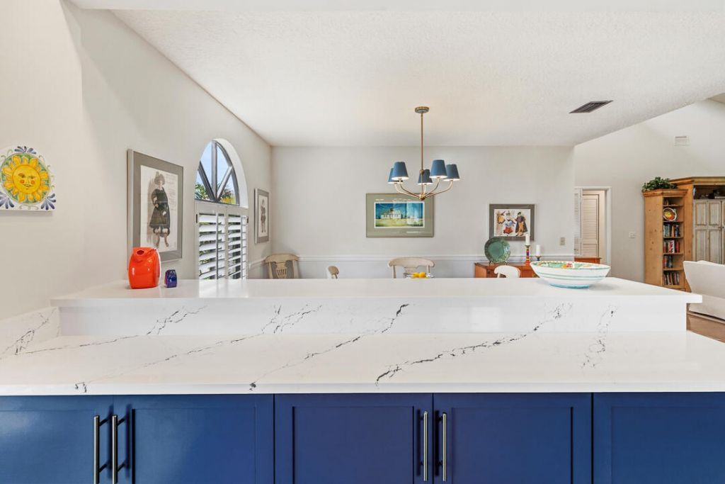 2516 NW Seagrass Drive, Unit 8b, Palm City, FL 34990 Photo