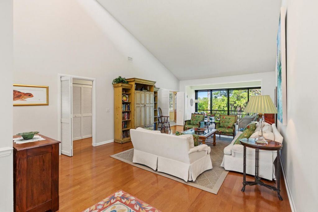 2516 NW Seagrass Drive, Unit 8b, Palm City, FL 34990 Photo