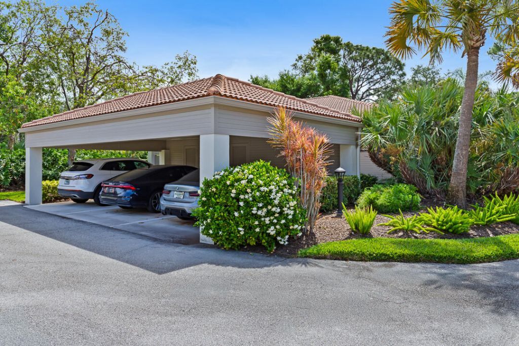2516 NW Seagrass Drive, Unit 8b, Palm City, FL 34990 Photo