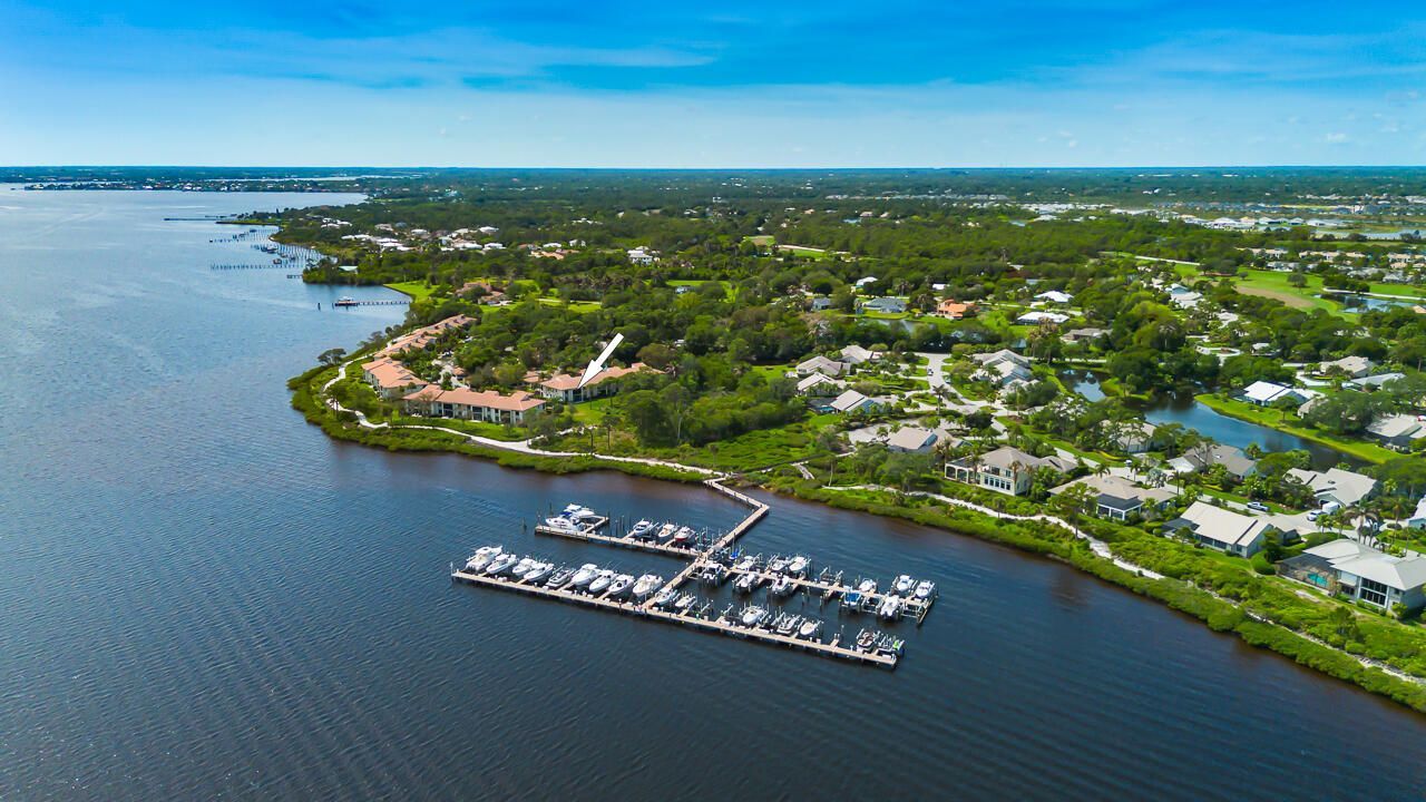 2516 NW Seagrass Drive, Unit 8b, Palm City, FL 34990 Photo