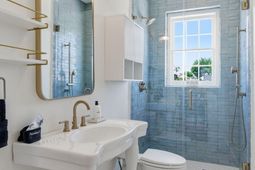 72 Ashe Street photo 4