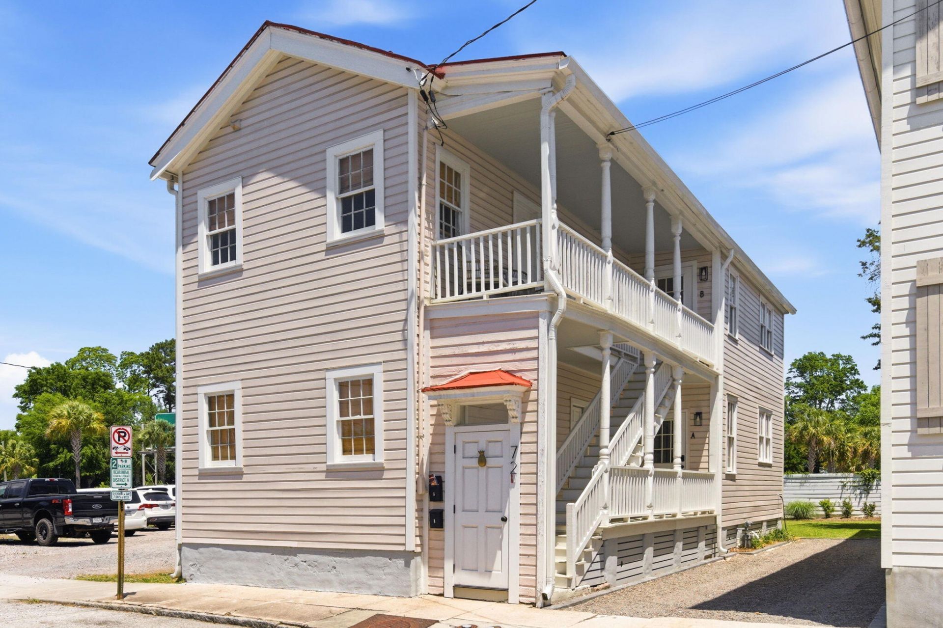 72 Ashe Street Photo 6