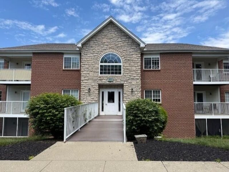 600 Friars Lane, Unit 6, Florence, KY 41042 Photo 2