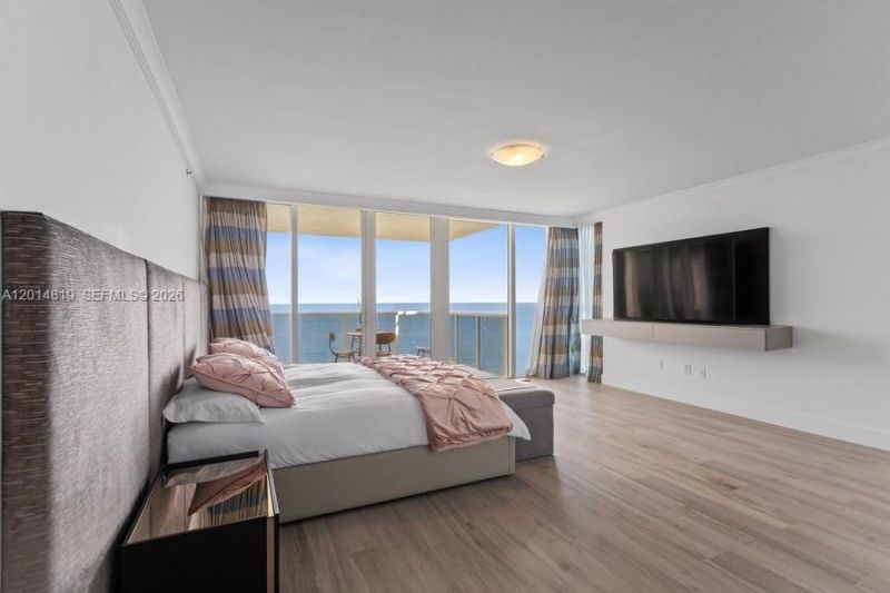 19111 Collins Ave , Unit 1701, Sunny Isles Beach, FL 33160 Photo