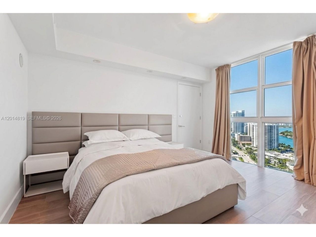 19111 Collins Ave , Unit 1701, Sunny Isles Beach, FL 33160 Photo