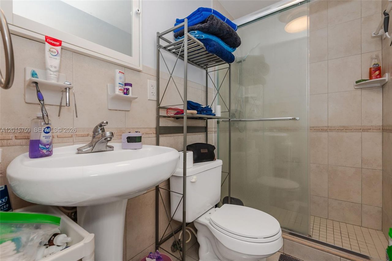 6566 SW 52nd Ter , South Miami, FL 33155 Photo