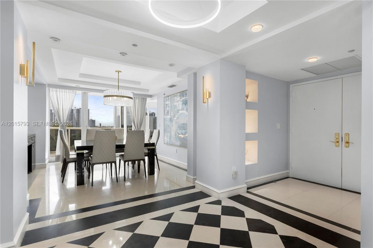 19111 Collins Ave , Unit 806, Sunny Isles Beach, FL 33160 Photo