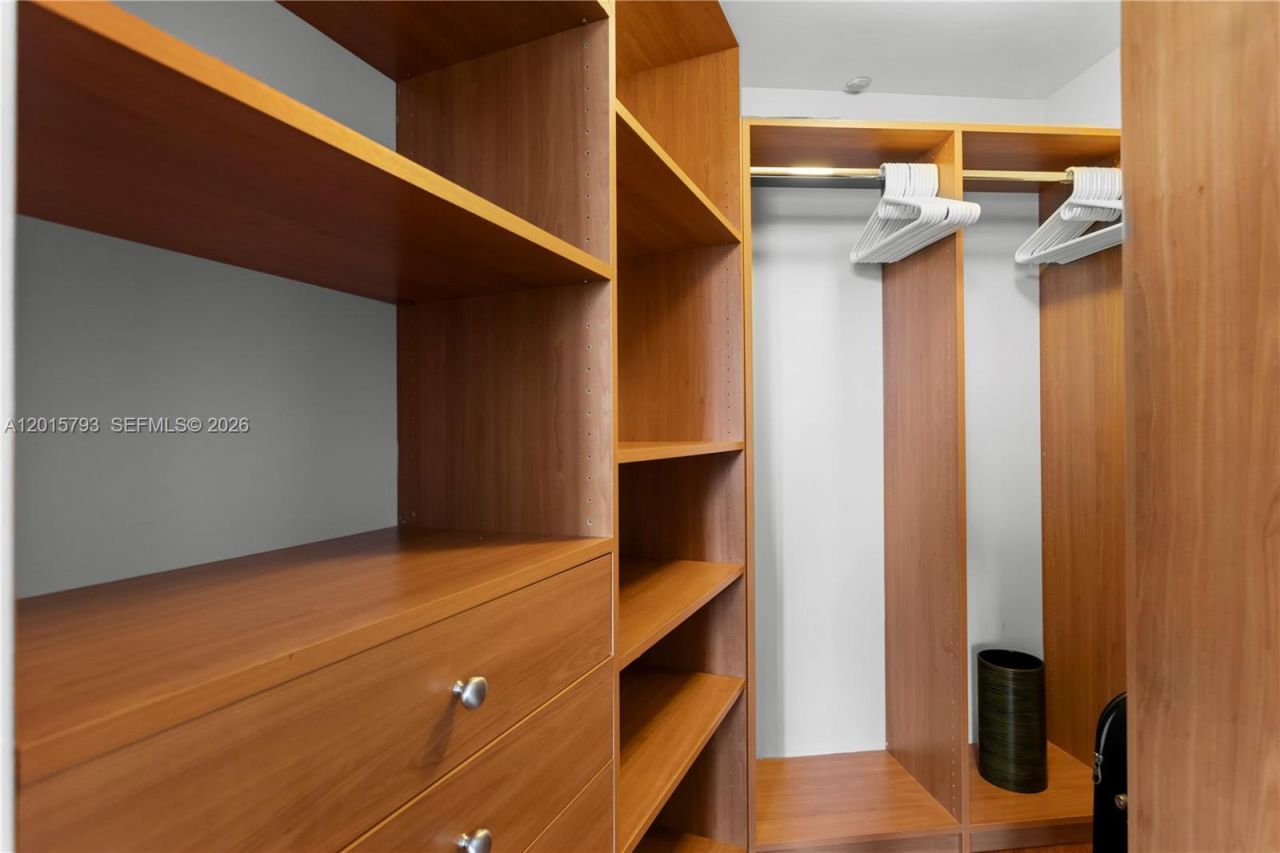 19111 Collins Ave , Unit 806, Sunny Isles Beach, FL 33160 Photo