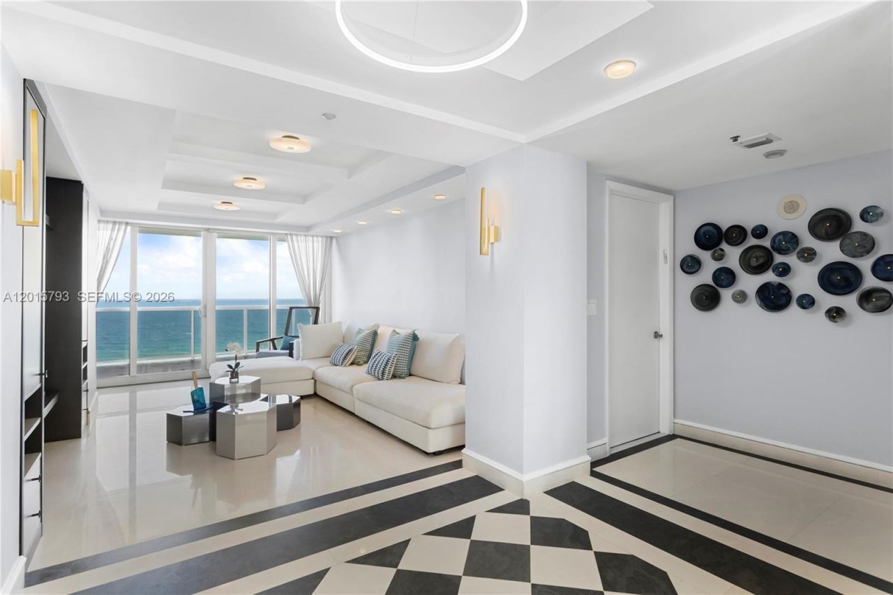 19111 Collins Ave , Unit 806, Sunny Isles Beach, FL 33160 Photo
