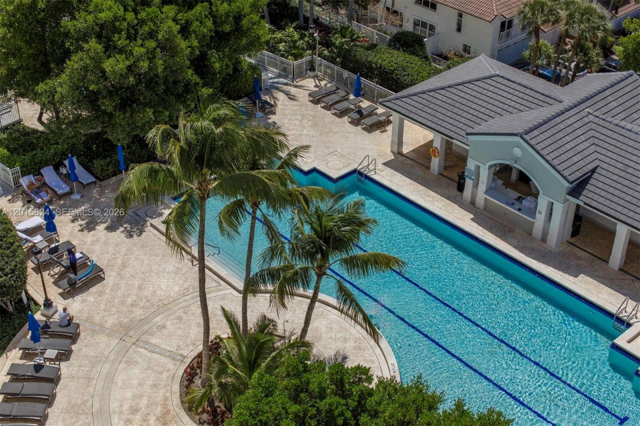 21055 Yacht Club Dr , Unit 1409, Aventura, FL 33180 Photo