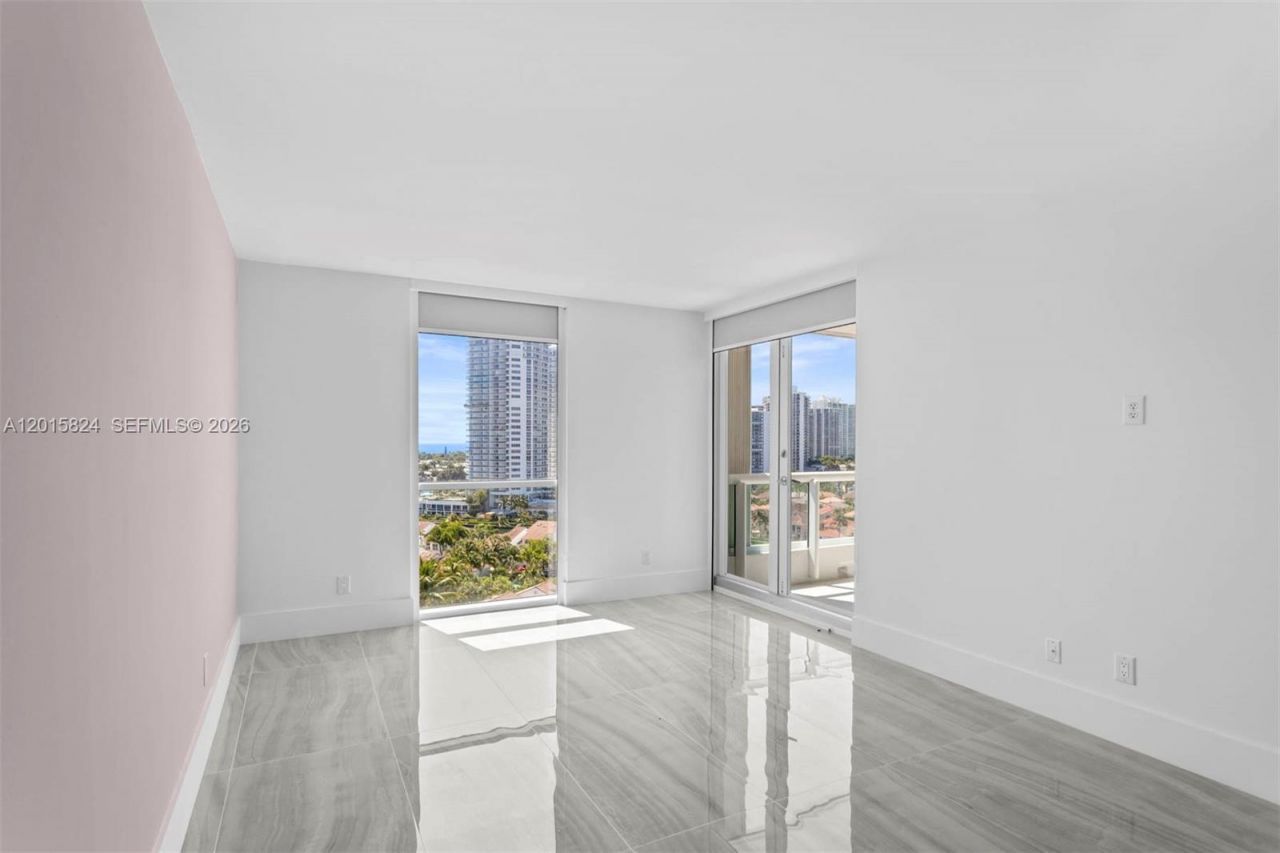 21055 Yacht Club Dr , Unit 1409, Aventura, FL 33180 Photo