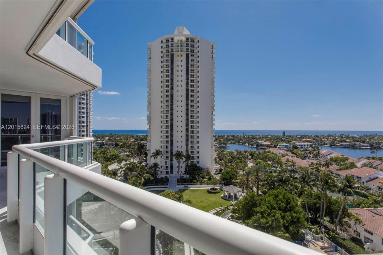 21055 Yacht Club Dr , Unit 1409, Aventura, FL 33180 Photo