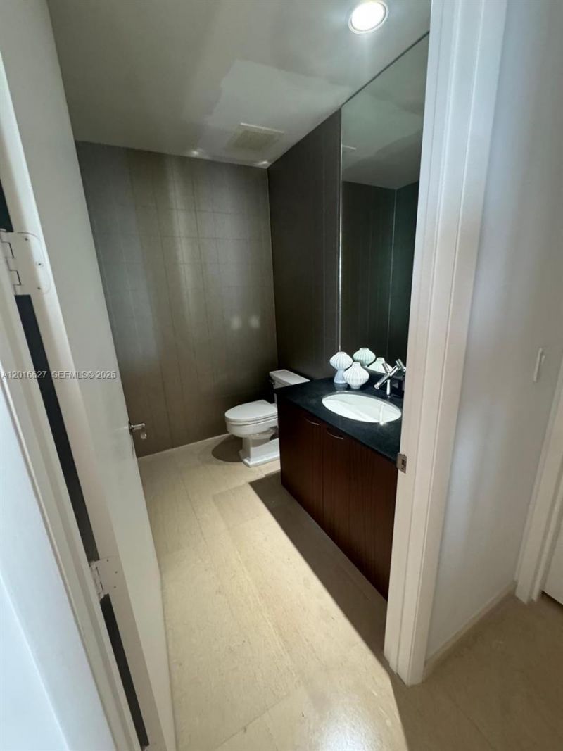 16001 Collins Ave, Unit 1002, Sunny Isles Beach, FL 33160 Photo