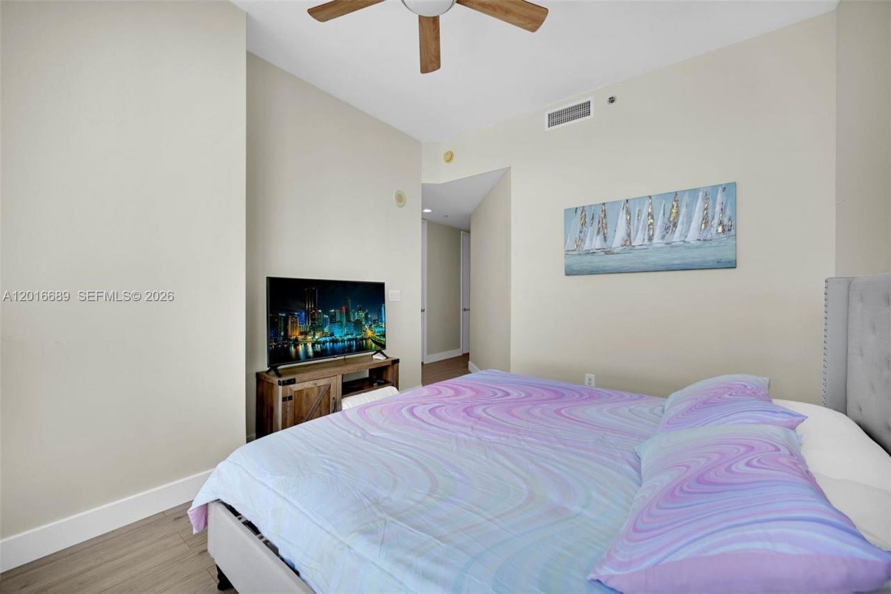 100 S Pointe Dr, Unit 801, Miami Beach, FL 33139 Photo