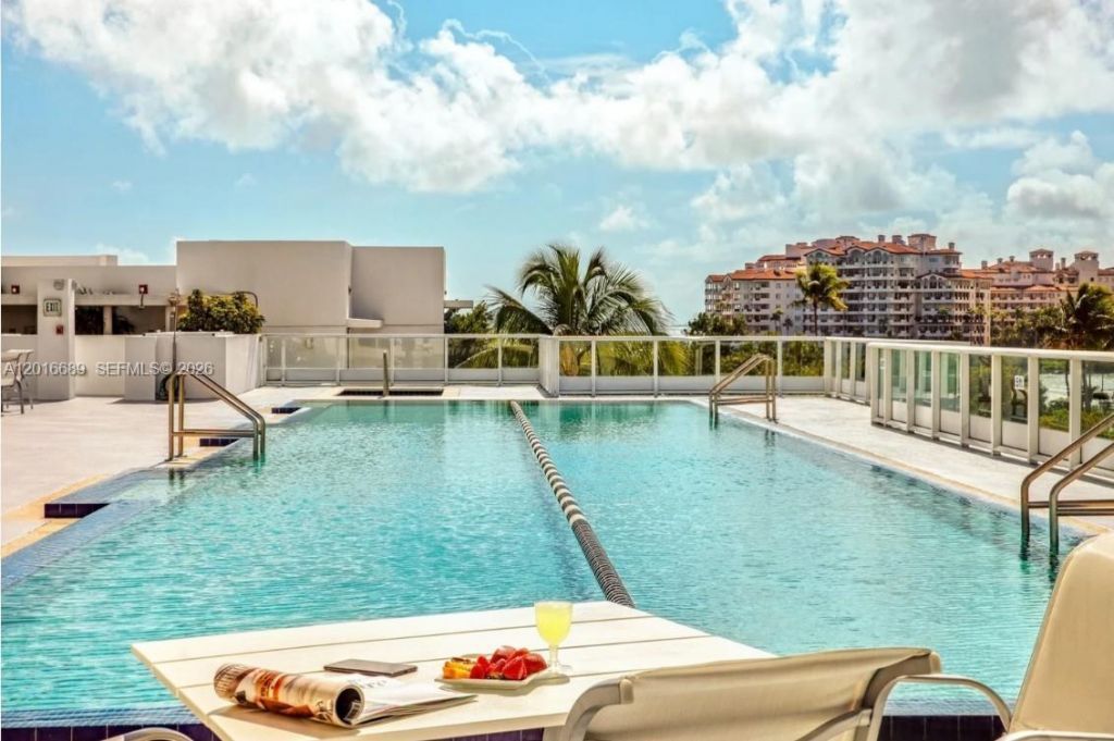 100 S Pointe Dr, Unit 801, Miami Beach, FL 33139 Photo