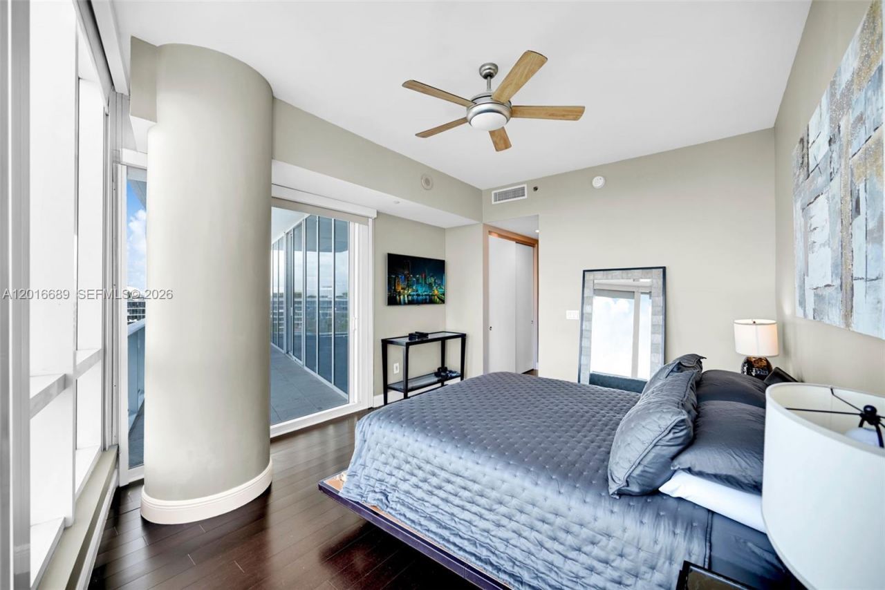 100 S Pointe Dr, Unit 801, Miami Beach, FL 33139 Photo