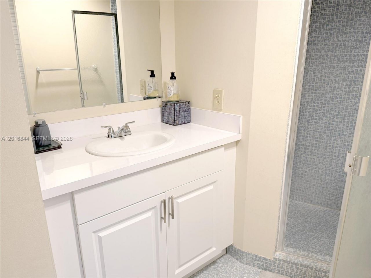 1301 NE Miami Gardens Dr , Unit 626W, Miami, FL 33179 Photo