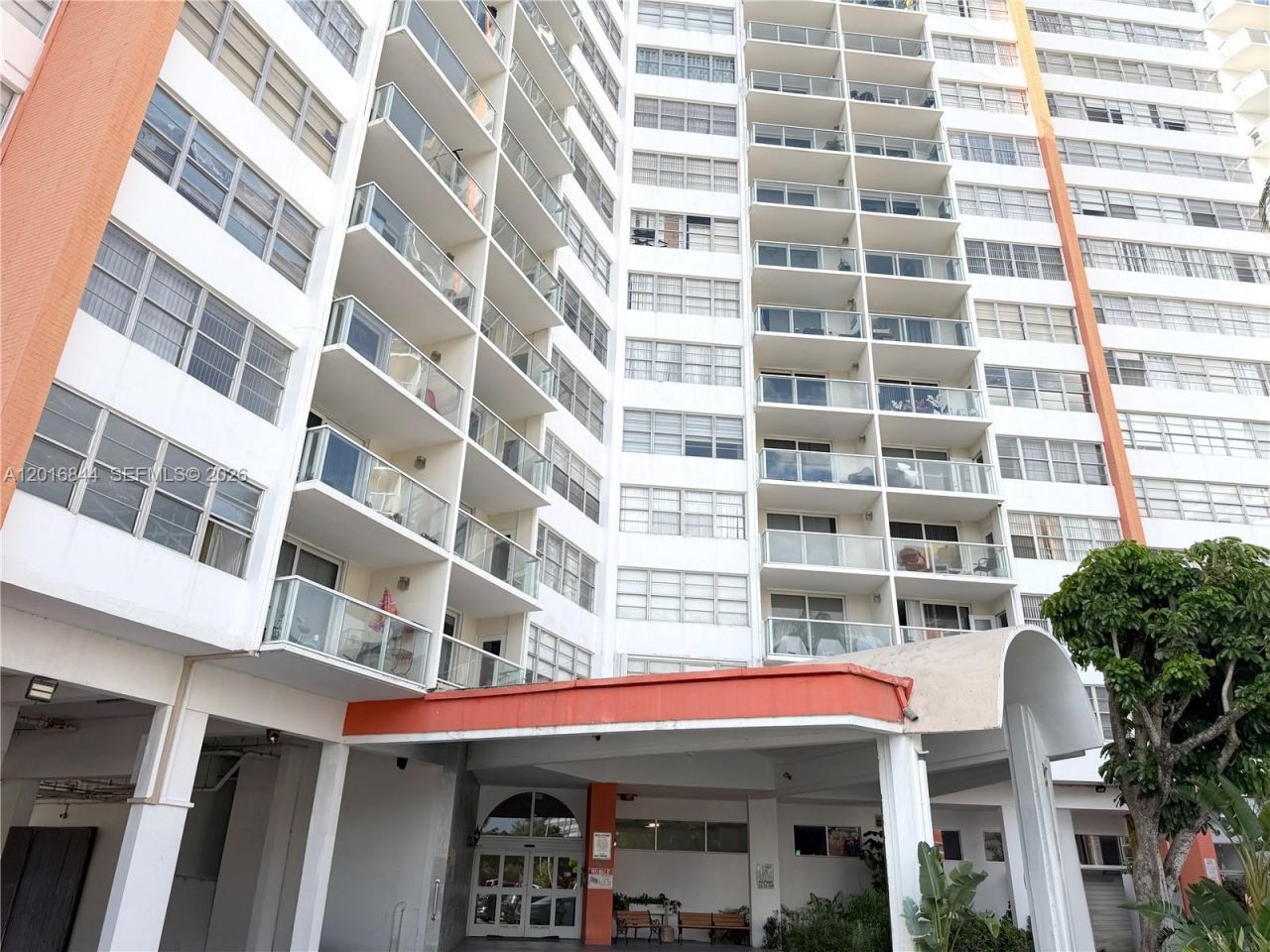 1301 NE Miami Gardens Dr , Unit 626W, Miami, FL 33179 Photo
