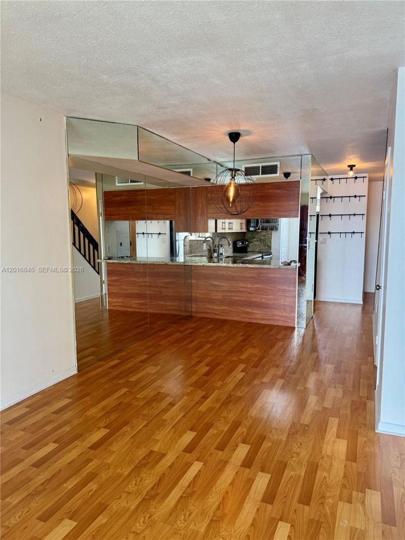2762 W 60th St , Unit 53, Hialeah, FL 33016 Photo