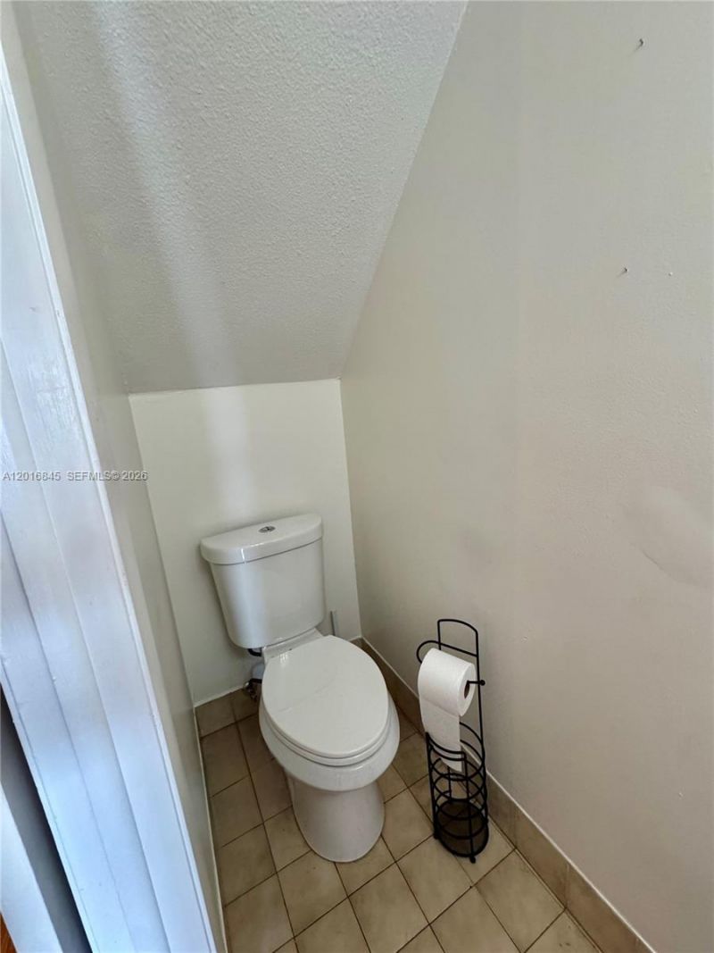 2762 W 60th St , Unit 53, Hialeah, FL 33016 Photo