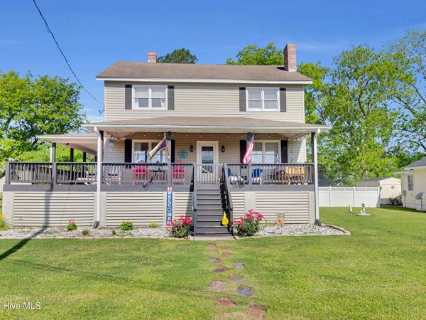 76 Second Street, Vandemere, NC 28587