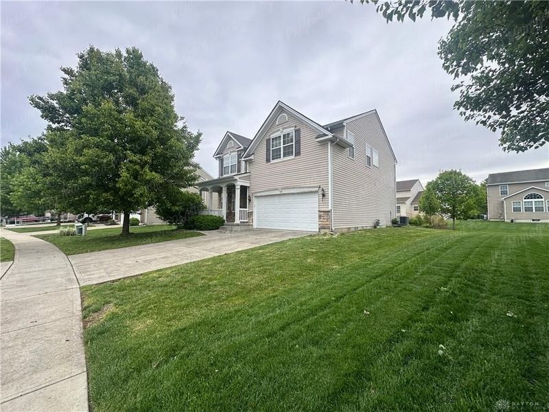 716 Cleary Drive, Fairborn, OH 45324 Photo 2