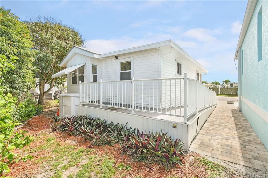 10725 S Ocean Drive, Unit 98, Jensen Beach, FL 34957 Photo