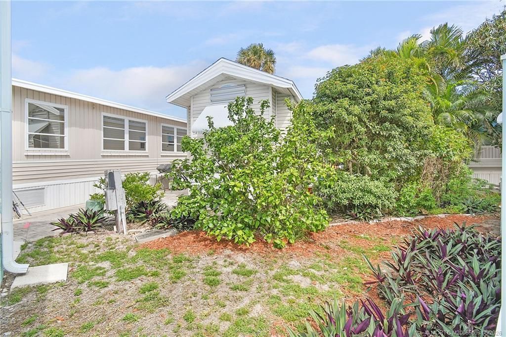 10725 S Ocean Drive, Unit 98, Jensen Beach, FL 34957 Photo