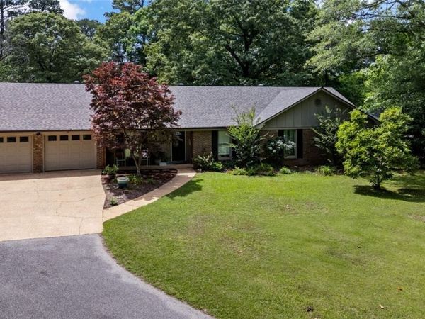 36 Cherokee Hills, Tuscaloosa, AL 35404