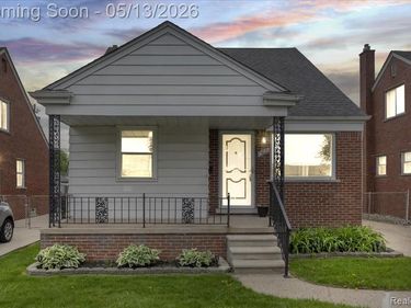 15621 Hanfor Avenue, Allen Park, MI 48101