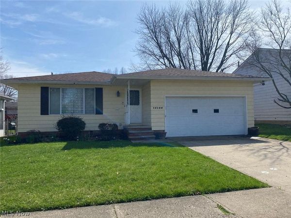 14144 Lisa Drive , Maple Heights, OH 44137