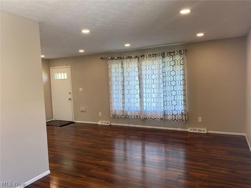 14144 Lisa Drive, Maple Heights, OH 44137 Photo 6