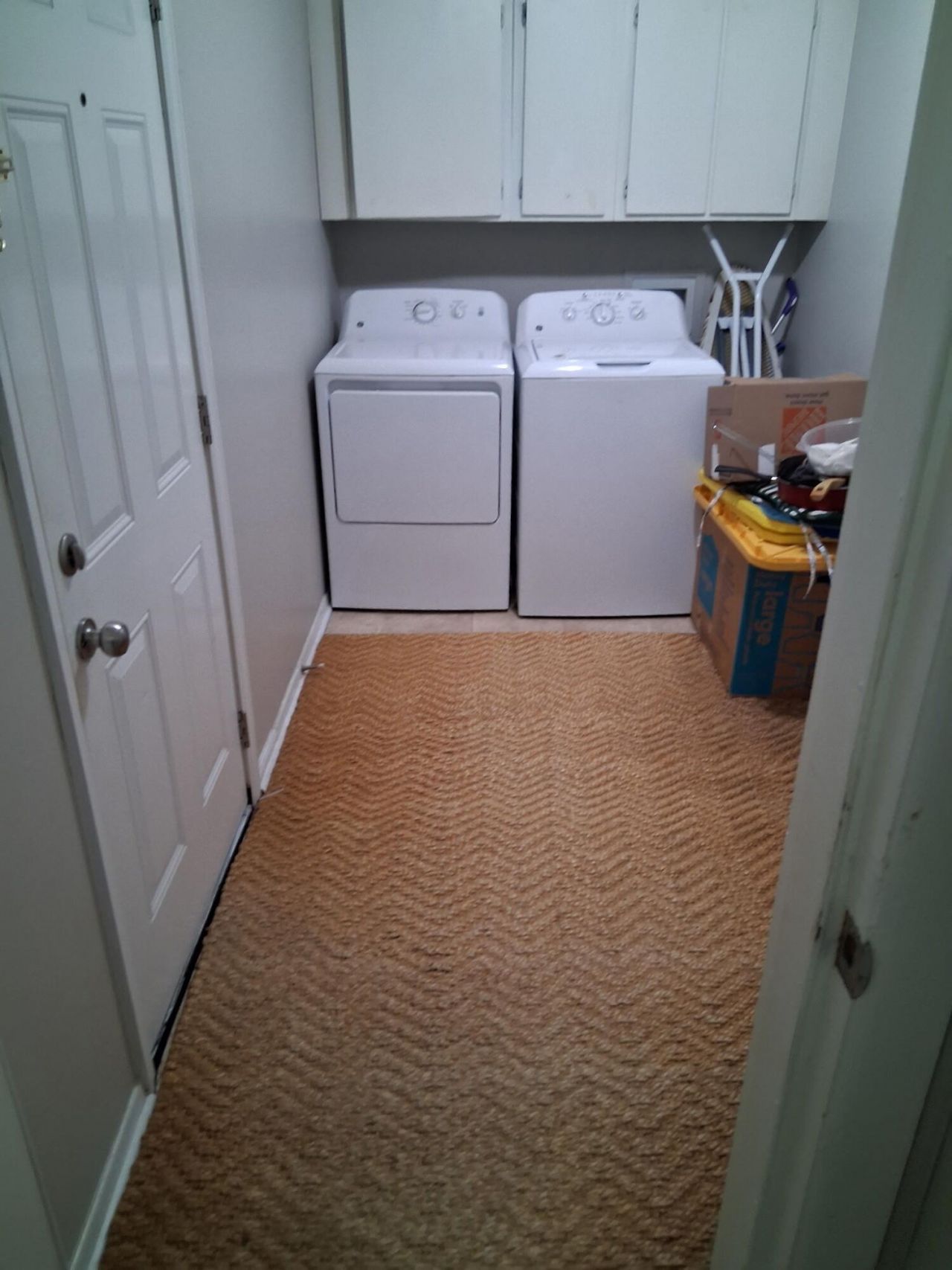 949 Nance Street Photo 15