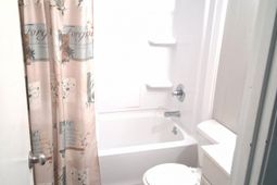 949 Nance Street photo 4