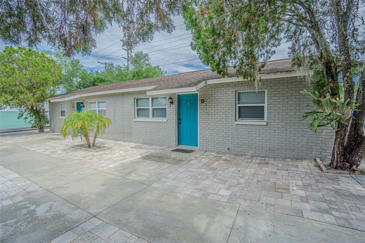 7226 Donald Avenue , Tampa, FL 33614 Photo