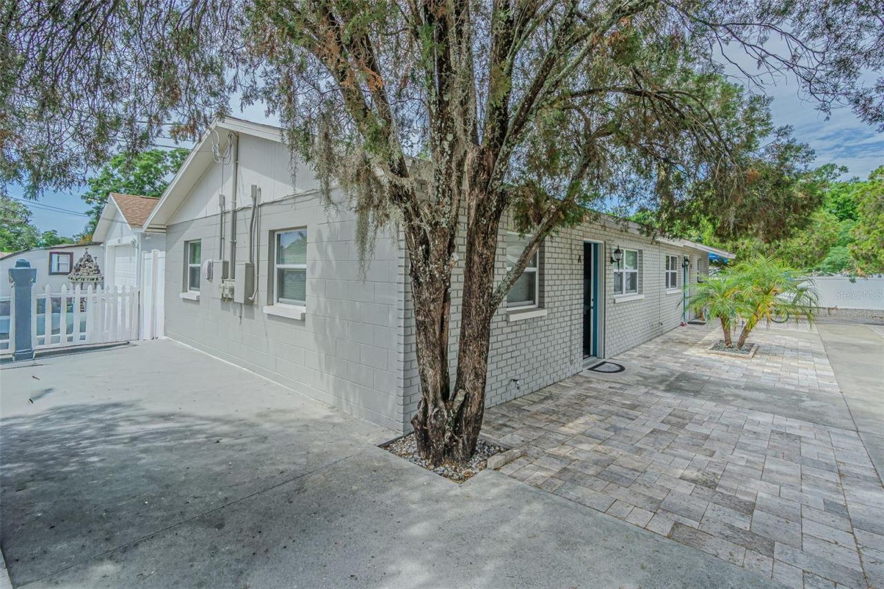 7226 Donald Avenue , Tampa, FL 33614 Photo