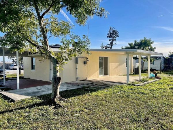 22086 BEVERLY AVENUE , PORT CHARLOTTE, FL 33952