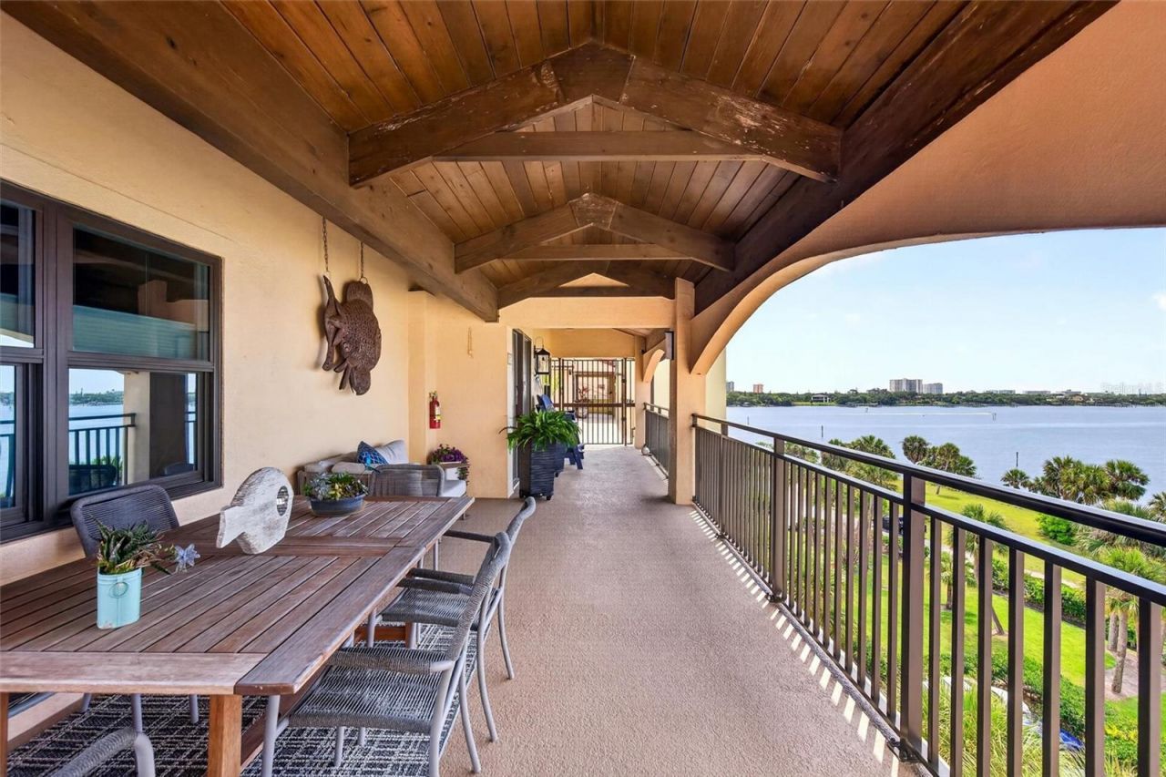 661 Marina Point Drive, Unit 661, Daytona Beach, FL 32114 Photo