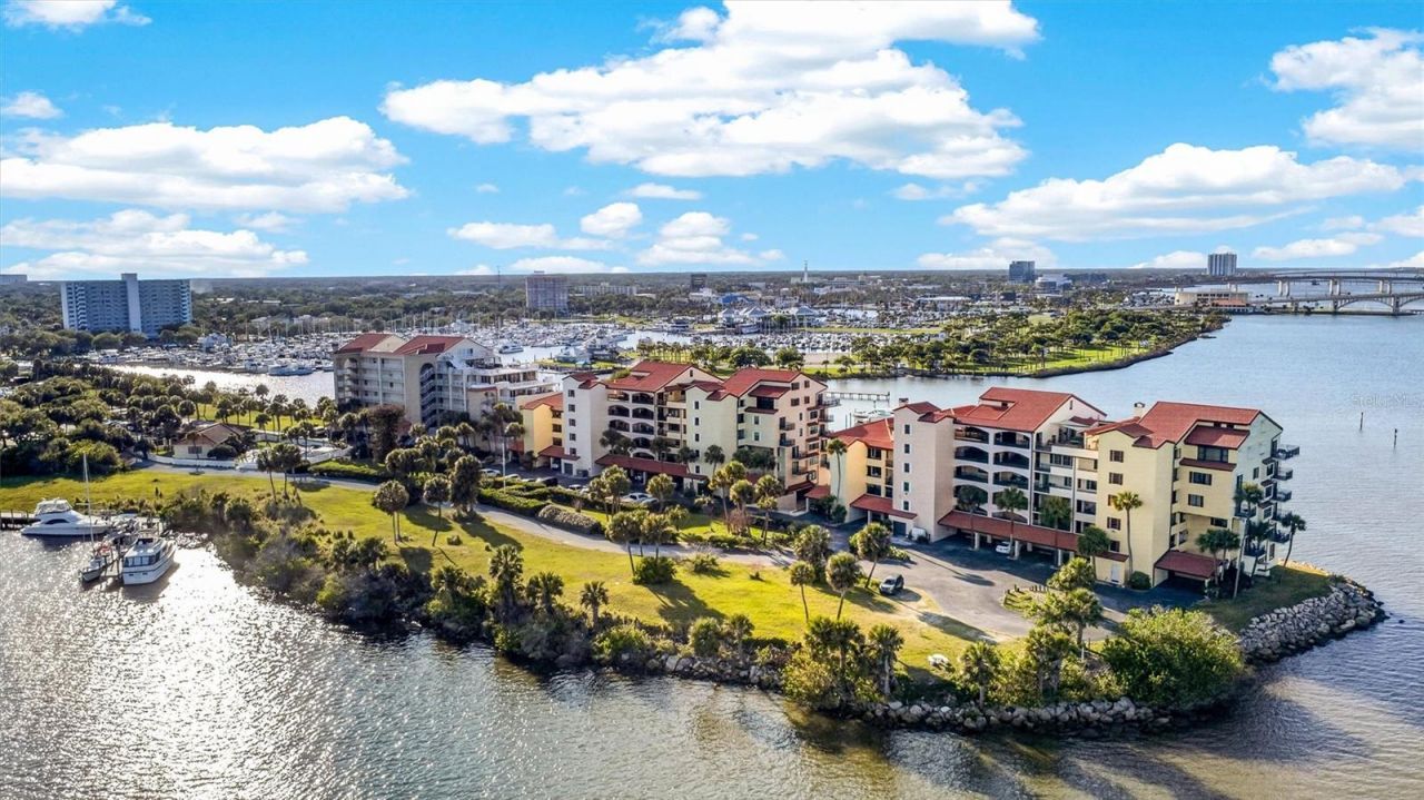 661 Marina Point Drive, Unit 661, Daytona Beach, FL 32114 Photo