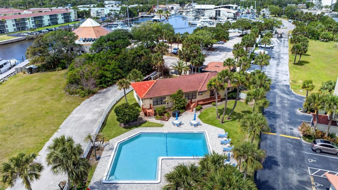 661 Marina Point Drive, Unit 661, Daytona Beach, FL 32114 Photo