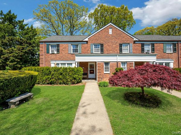 45 Robins Crescent , Unit 45, New Rochelle, NY 10801