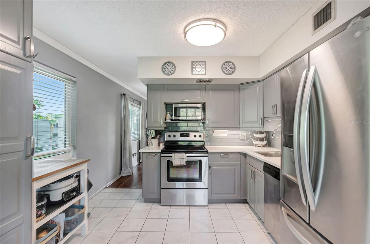 2461 Rhodesian Drive , Unit 73, Clearwater, FL 33763 Photo