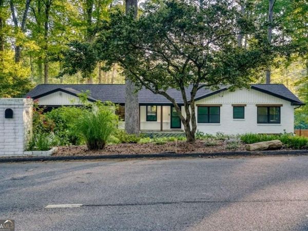 1832 Lake Lucerne Drive SW, Lilburn, GA 30047
