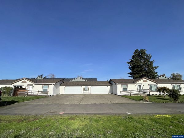 4445 Blueberry (-4455) Ln NE, Salem, OR 97305