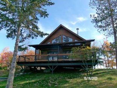 2550 Keyes , International Falls, MN 56649