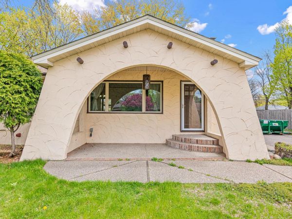 7012 Newton Avenue N, Brooklyn Center, MN 55430